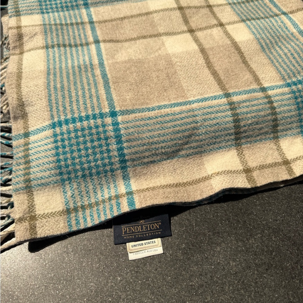 Pendleton plaid wool fringed throw blanket